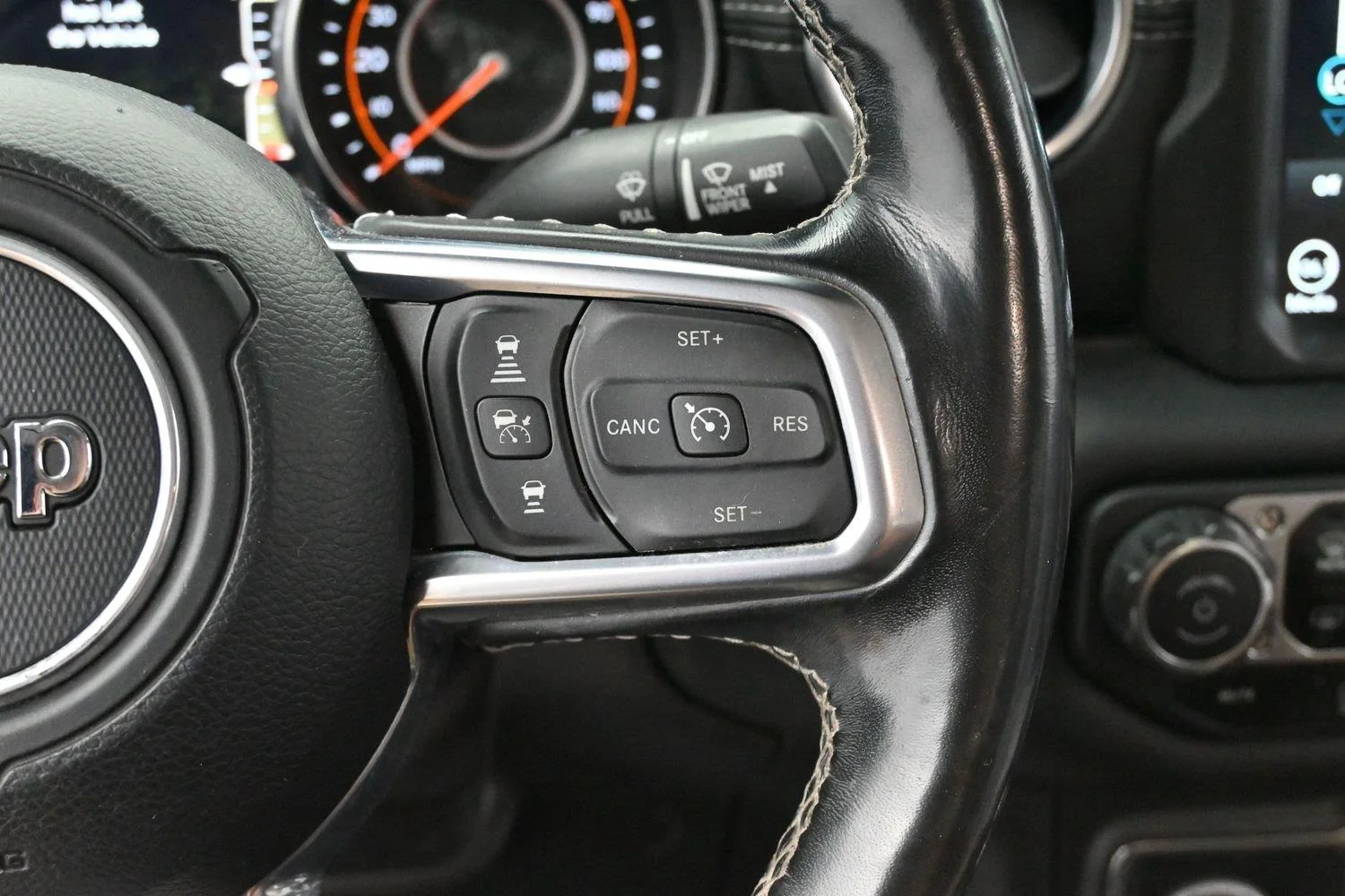 Used 2020 Bright White Clearcoat Jeep Overland image 16