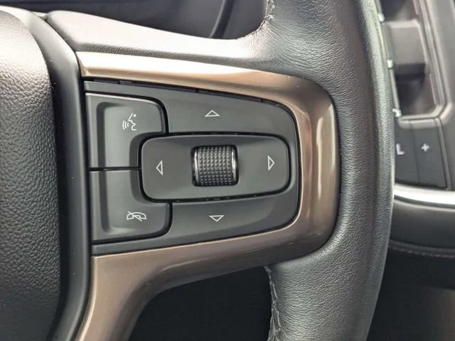 Used 2022 Black Chevrolet High Country image 27