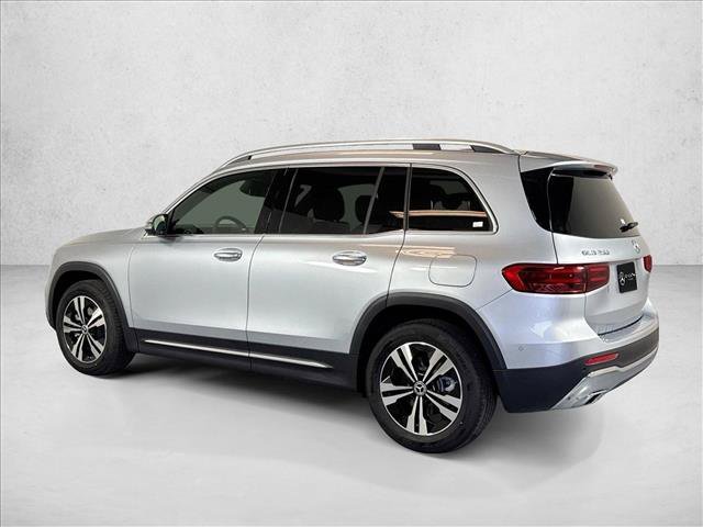 New 2026 Cirrus Silver Metallic Mercedes-Benz GLB 250 image 37