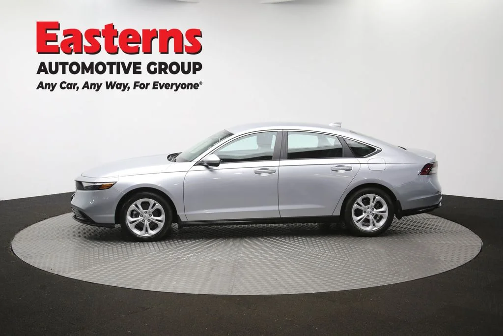 Used 2025 Silver Honda LX image 59