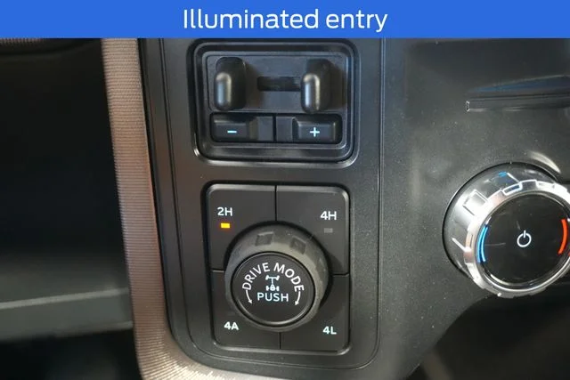 New 2026 Star White Metallic Tri-Coat Ford Platinum® image 18