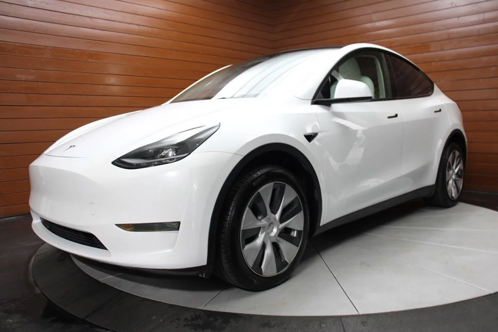 Used 2023 Pearl White Multi-Coat Tesla Long Range image 1