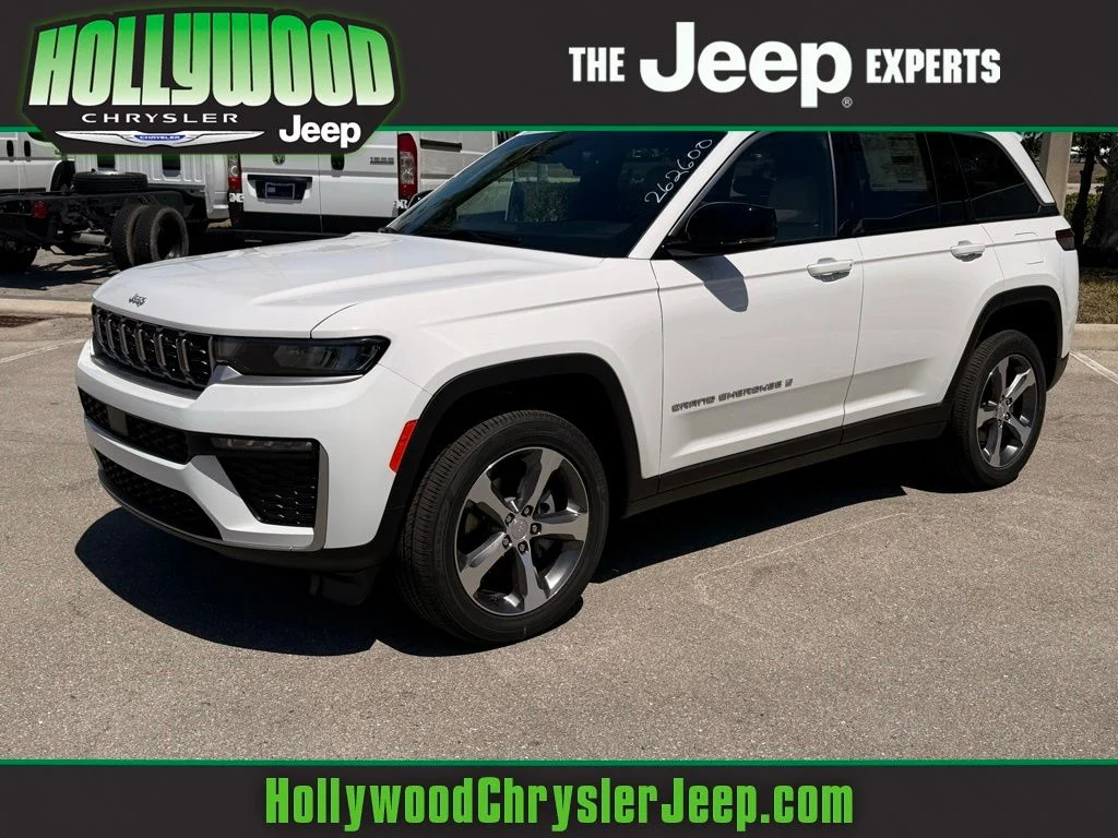 New 2026 Bright White Clear-Coat Exterior Paint Jeep Limited image 1