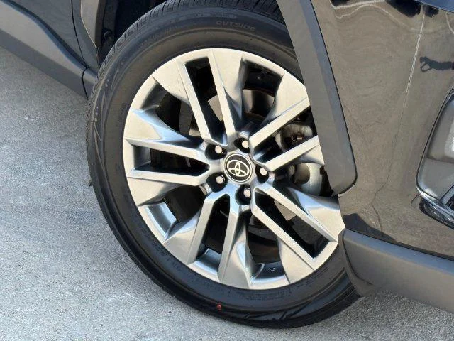 Certified Used 2022 MIDNIGHT BLACK METAL Toyota XLE Premium image 6