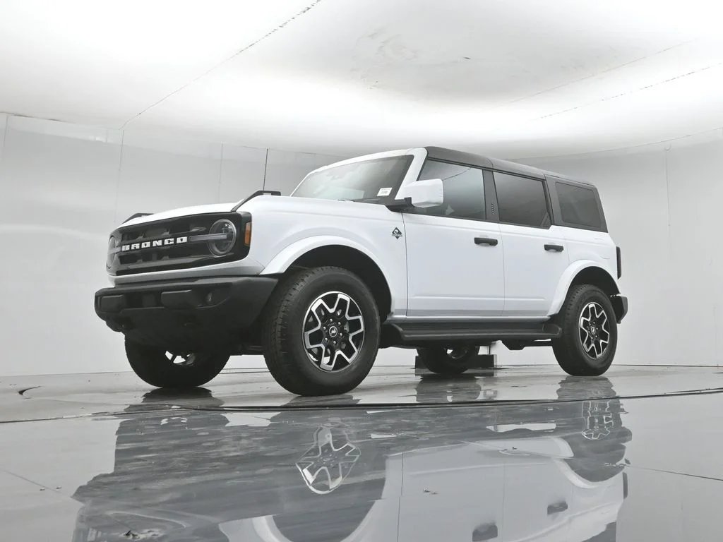 New 2026 White Ford Outer Banks image 42