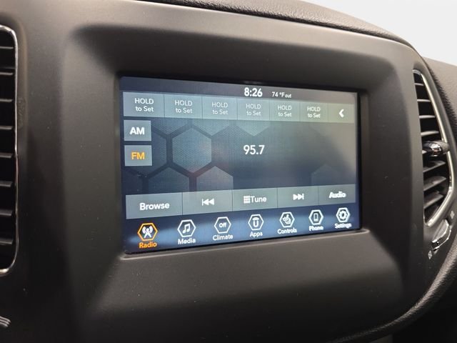 Used 2020 Diamond Black Crystal Pearlcoat Jeep Sport image 20
