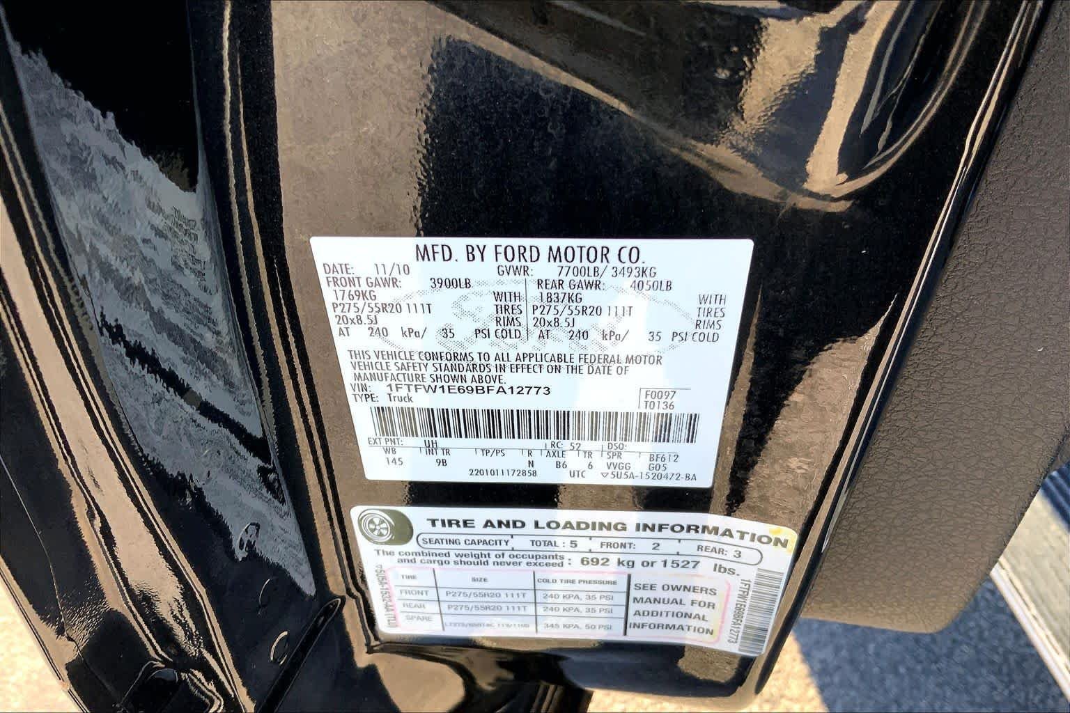Used 2011 Tuxedo Black Metallic Ford Platinum image 29