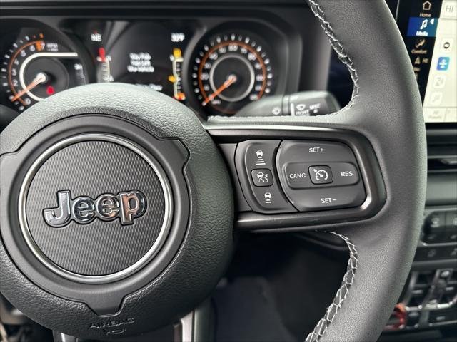 New 2026 Black Clear-Coat Exterior Paint Jeep Mojave image 27