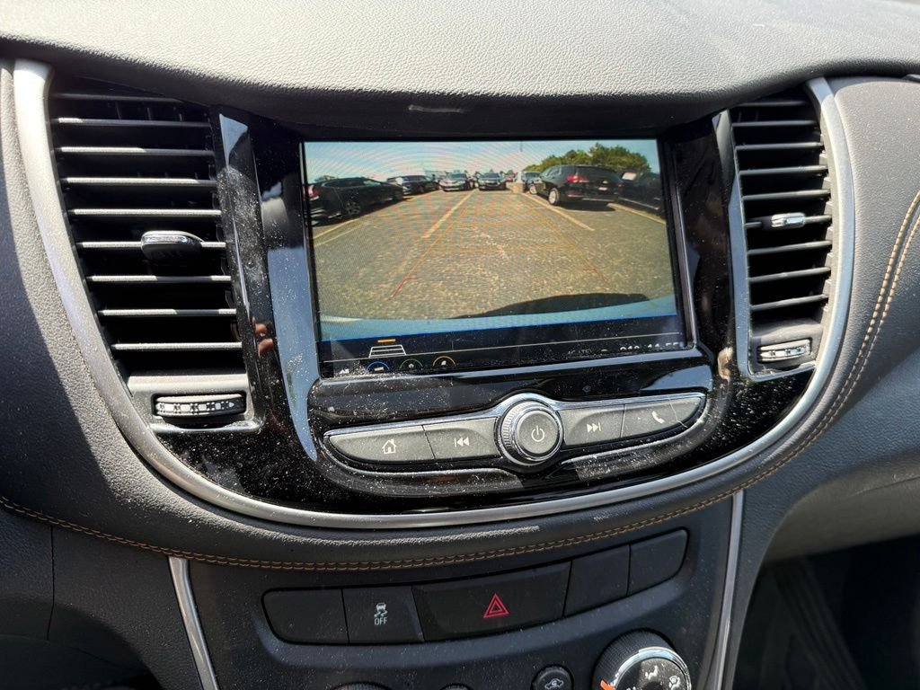 Used 2018 Summit White Chevrolet LT image 7