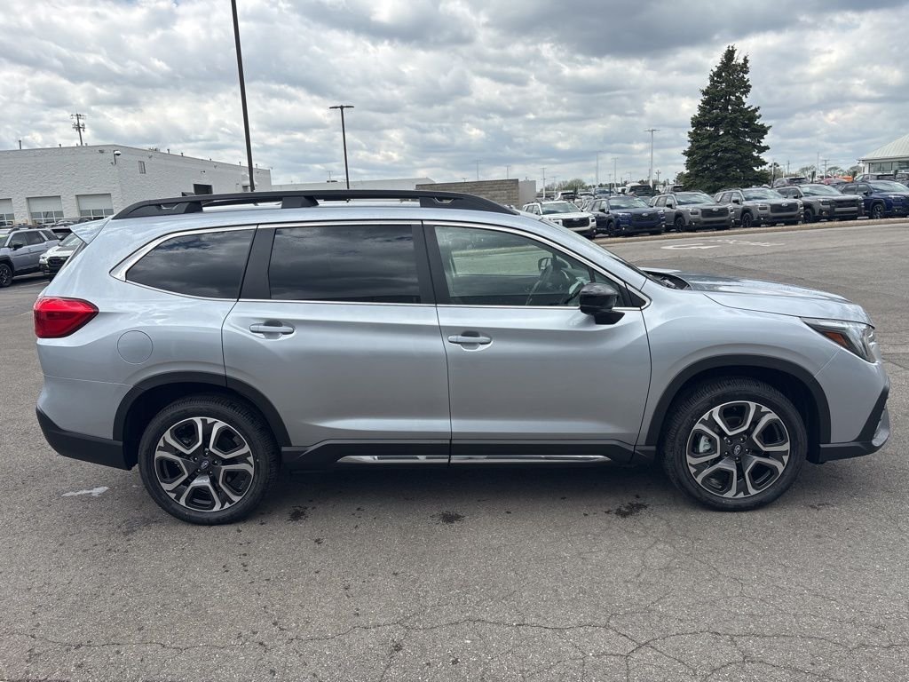 New 2026 ICE SILVER METALLIC Subaru Limited 7-Passenger image 2