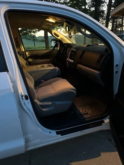 Used 2012 White Toyota Grade image 8