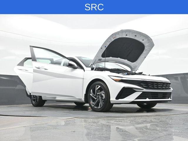 New 2026 White Hyundai Limited image 32