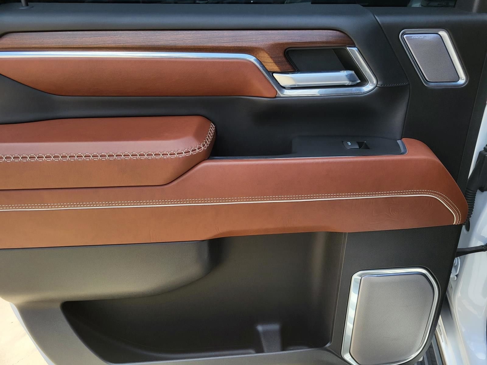 2024 GMC Sierra 3500HD Denali Ultimate - Photo 12