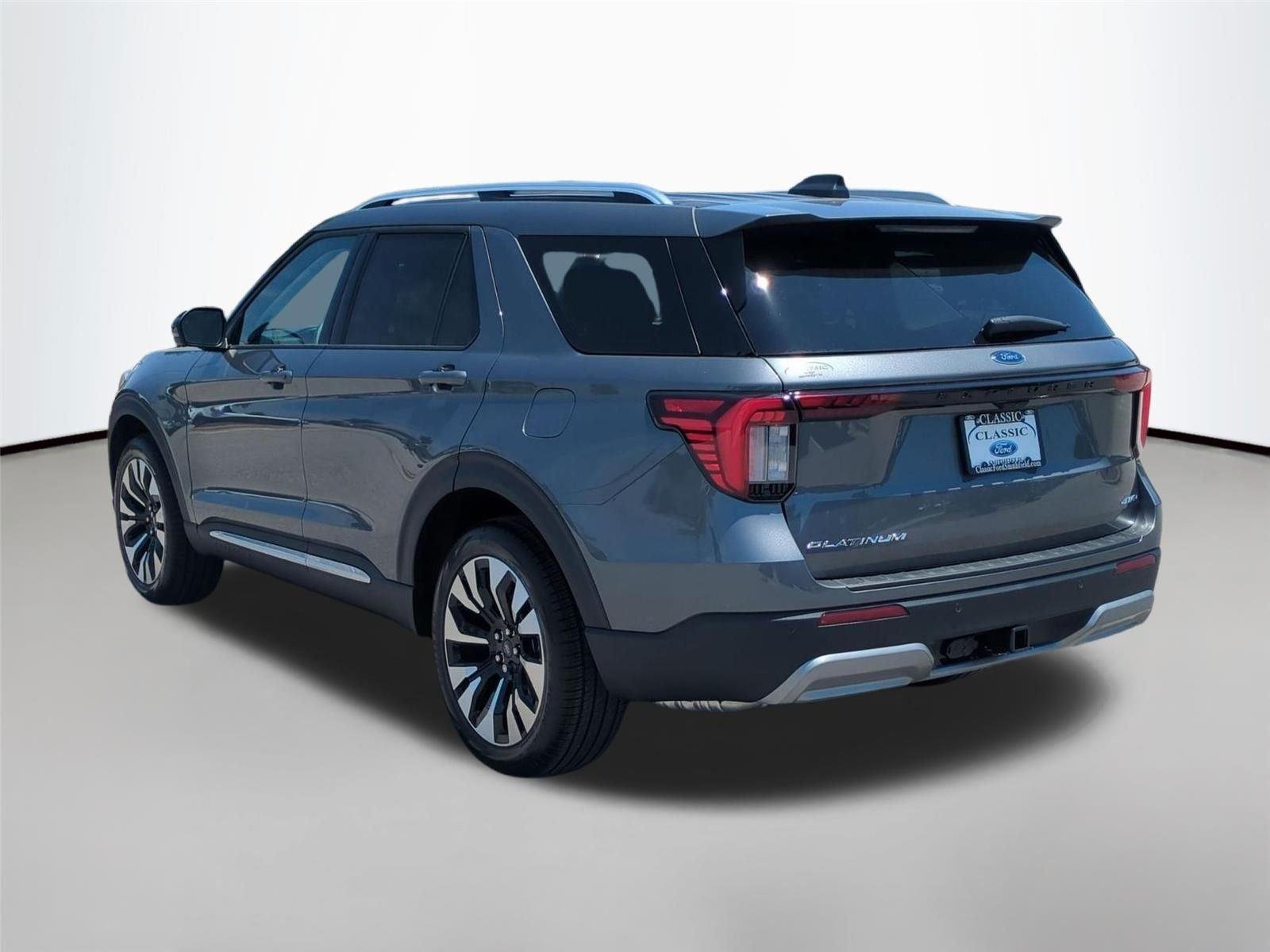 New 2026 Carbonized Gray Metallic Ford Platinum™ image 3