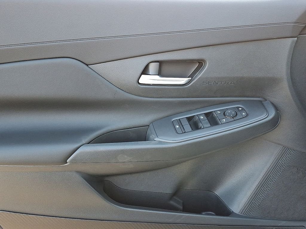 2026 Nissan Sentra — photo 8