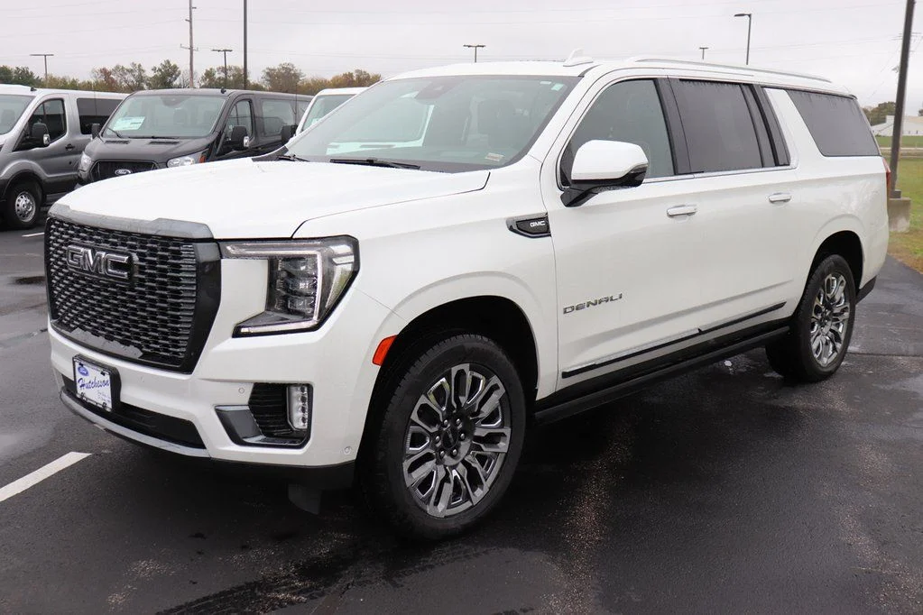 2023 GMC Yukon XL Denali Ultimate - Photo 6