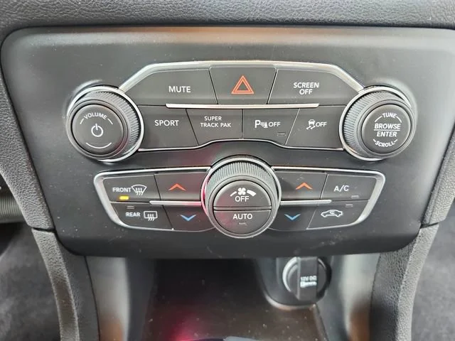 Used 2023  Dodge R/T image 30