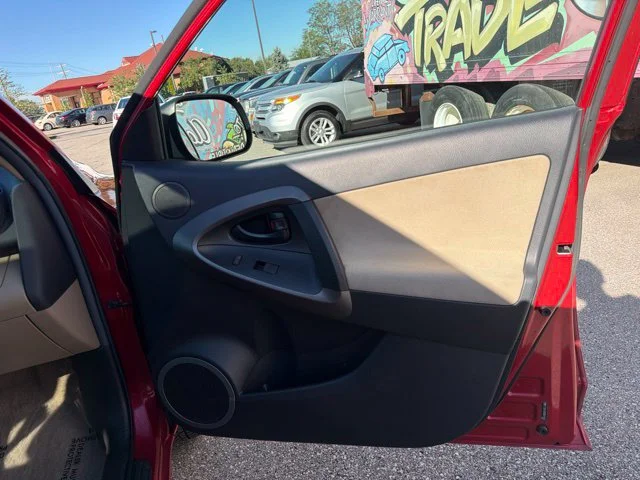 Used 2011 Red Toyota Base image 32