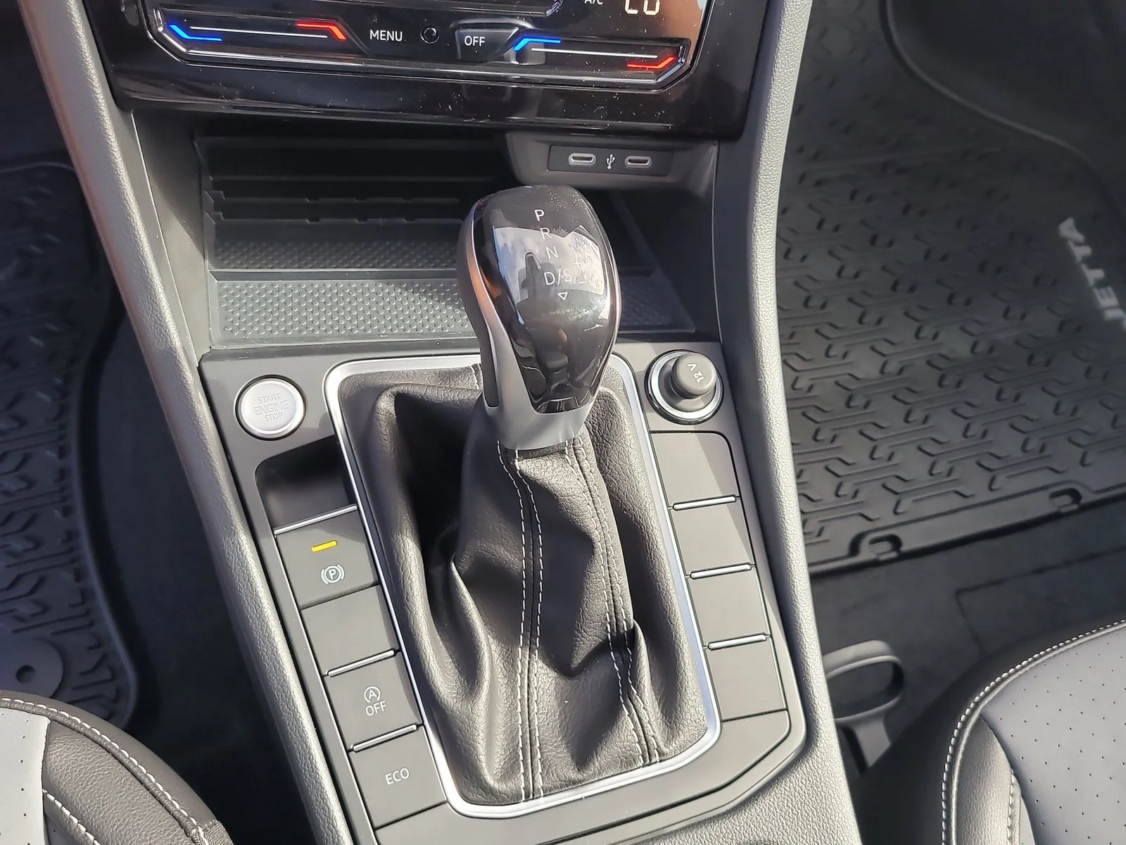 New 2026 Platinum Gray Metallic Volkswagen 1.5T SE image 26