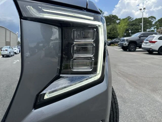 Used 2021 Gray GMC SLT image 9