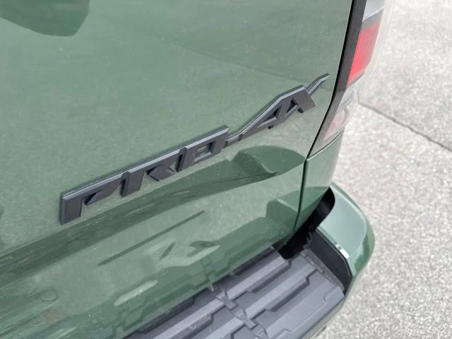 Used 2024 Green Nissan PRO-4X image 10