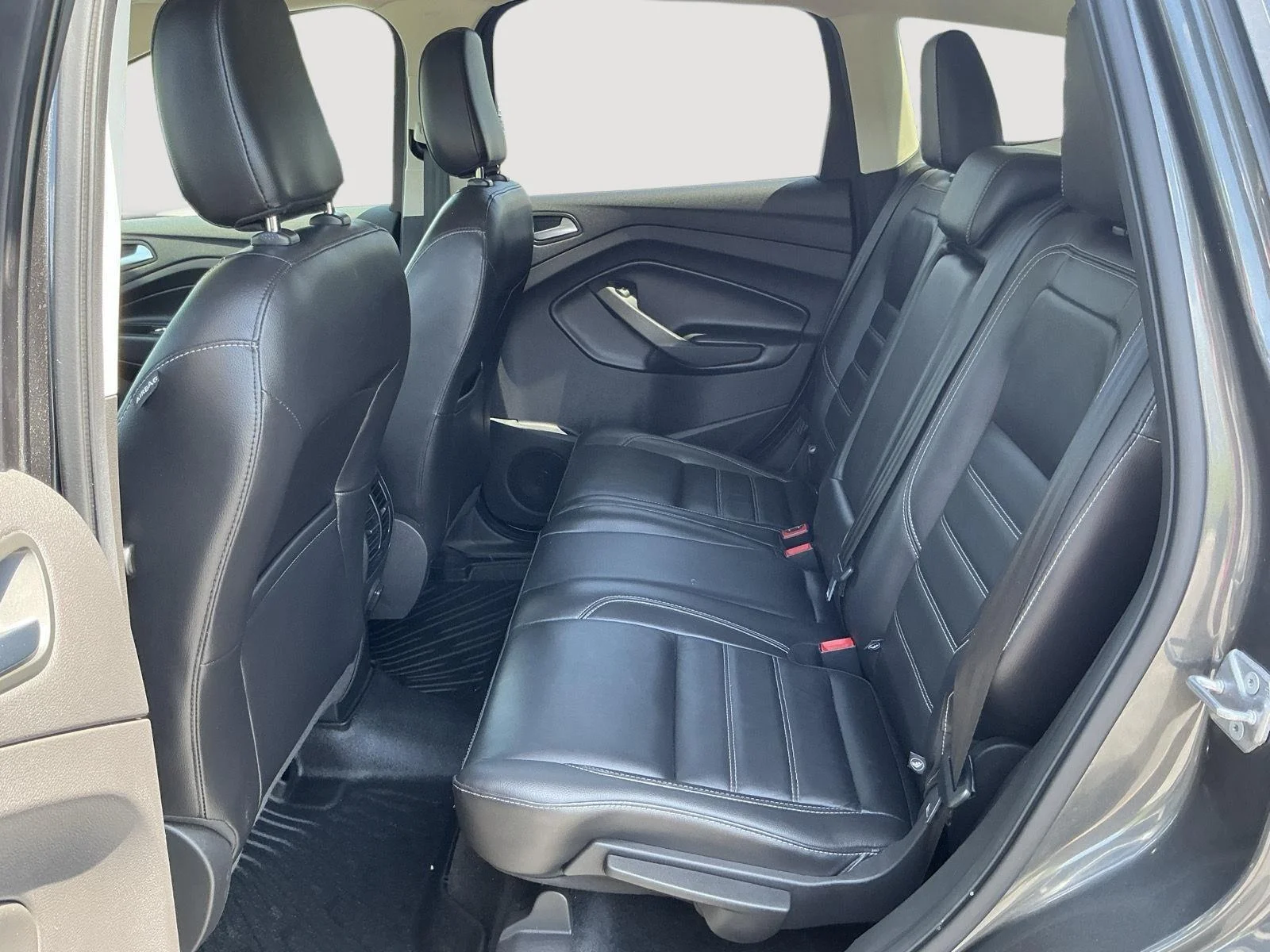 Used 2018 Magnetic Ford SEL image 9