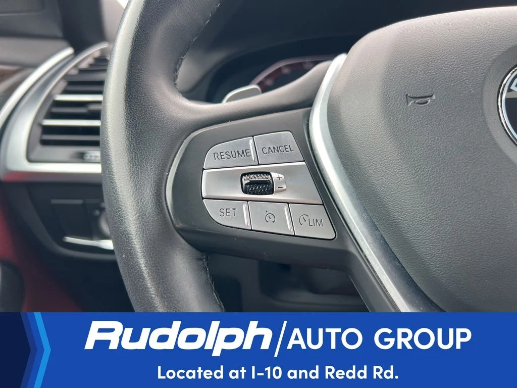 Used 2024 White BMW xDrive30i image 30