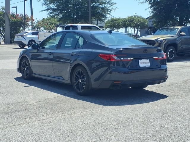 Used 2025  Toyota SE image 5