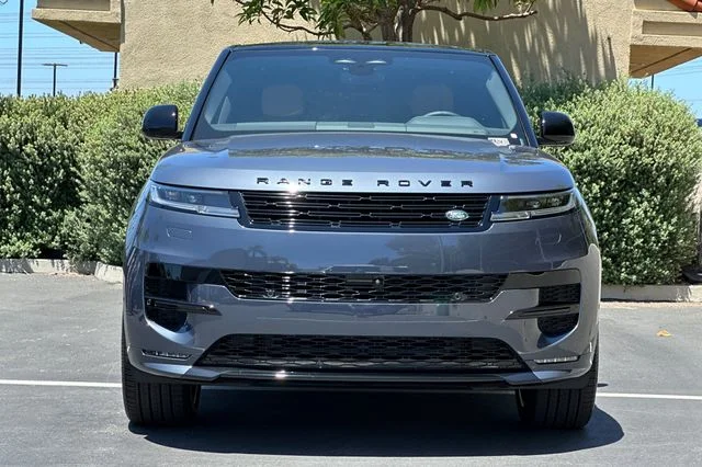 New 2026 Varesine Blue Land Rover Dynamic SE image 8