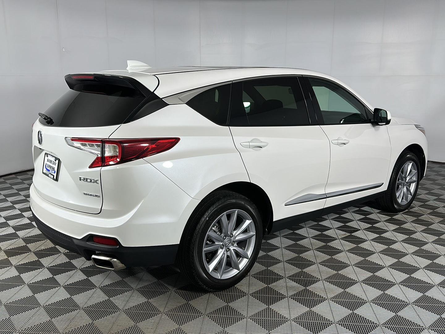 Used 2024 Platinum White Pearl Acura SH-AWD image 26