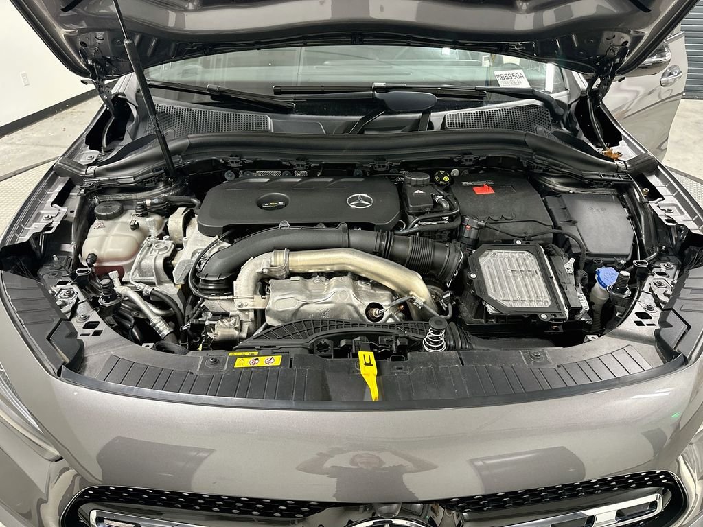Certified Used 2025 Mountain Gray Metallic Mercedes-Benz GLA 250 image 30
