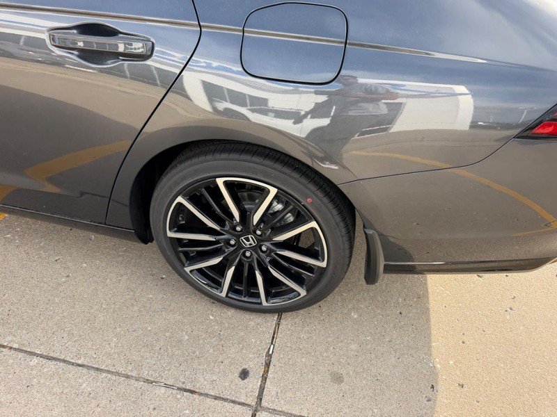 New 2026 Meteorite Gray Metallic Honda Touring image 5