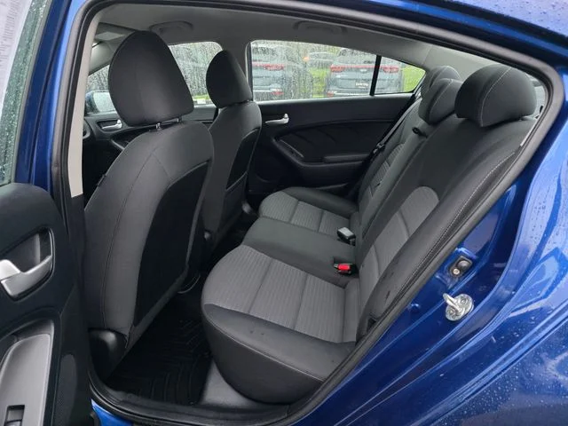 Used 2018 Deep Sea Blue Kia LX image 17