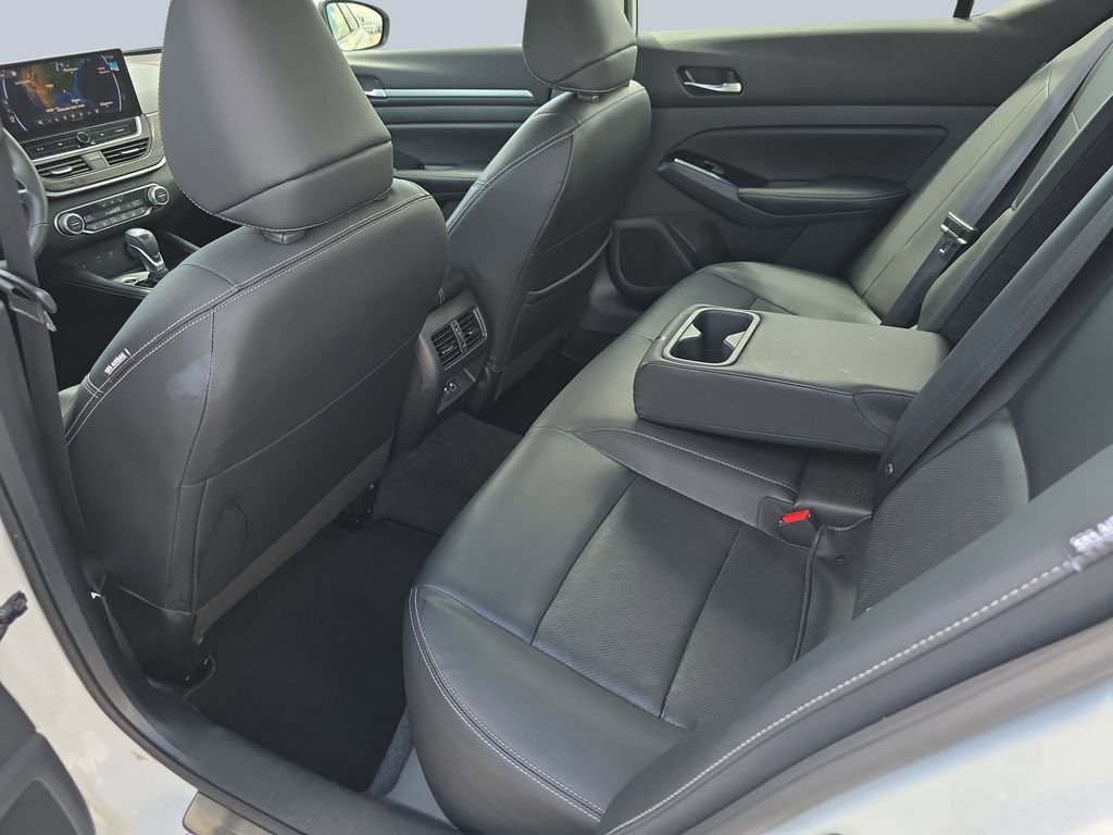 Used 2024 Pearl White Tricoat Nissan 2.5 SL image 35