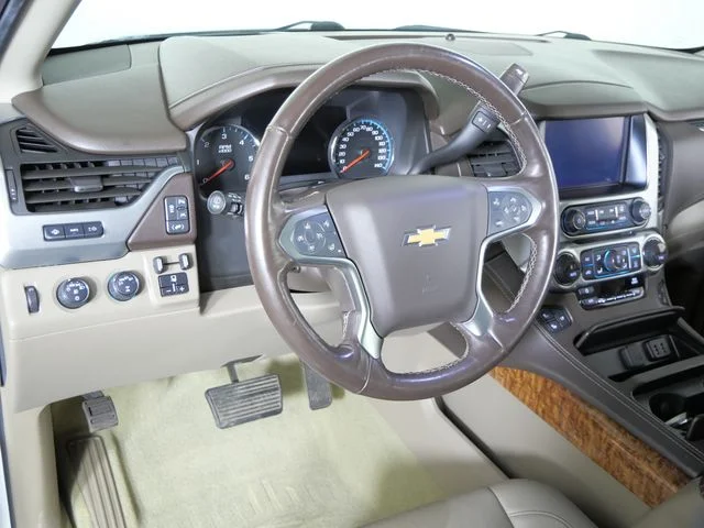 Used 2018 Beige Chevrolet Premier image 21