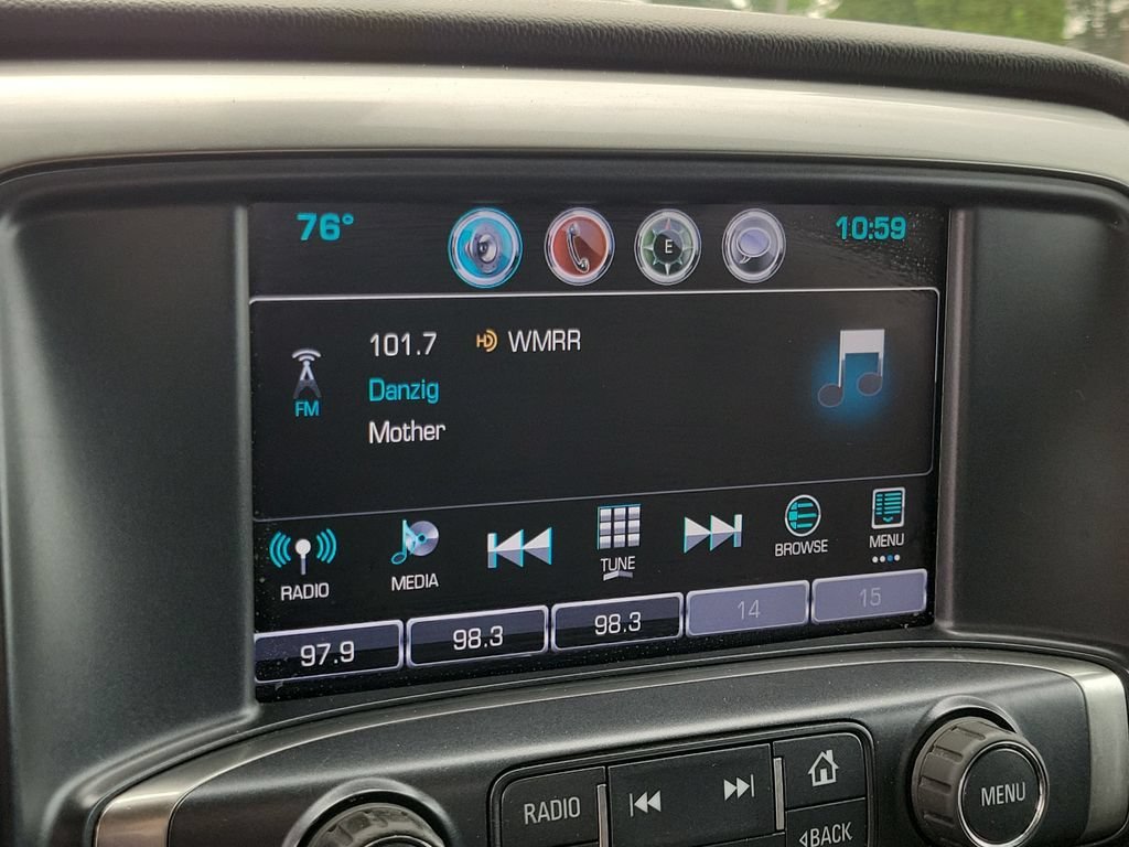 Used 2017 SUMMIT WHITE Chevrolet LT image 25