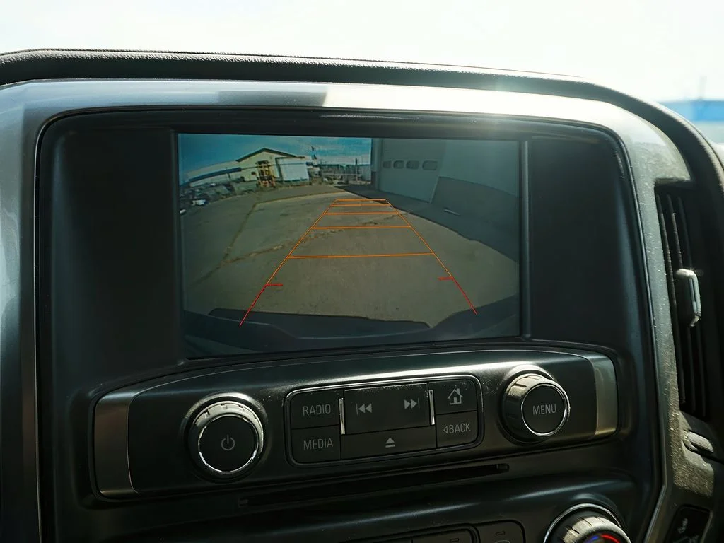 Used 2015 DEEP OCEAN BLUE METALLIC Chevrolet LTZ image 28