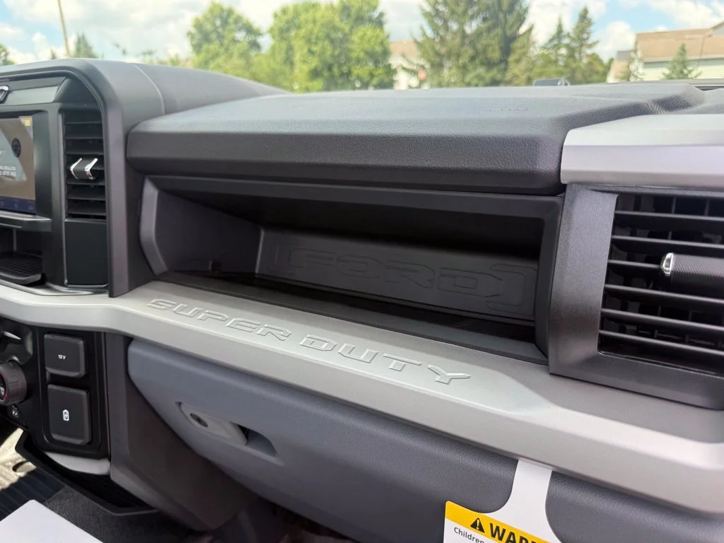 New 2026 Oxford White Ford F-450® XL image 41