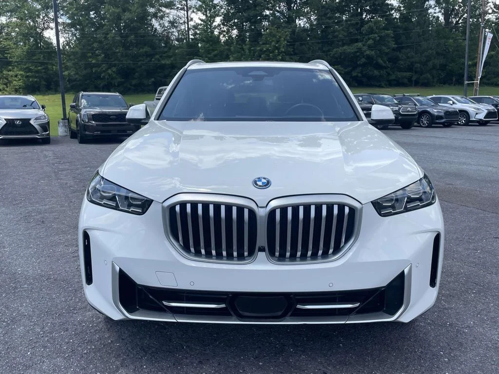 Used 2025 White BMW xDrive50e image 6