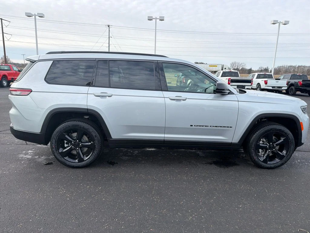 New 2026 Silver Jeep Limited image 6