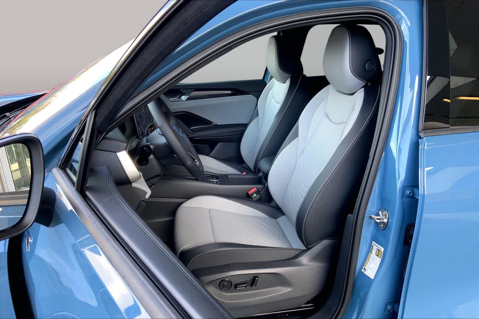 New 2026 Monterey Blue Pearl Volkswagen SE R-Line Black image 9