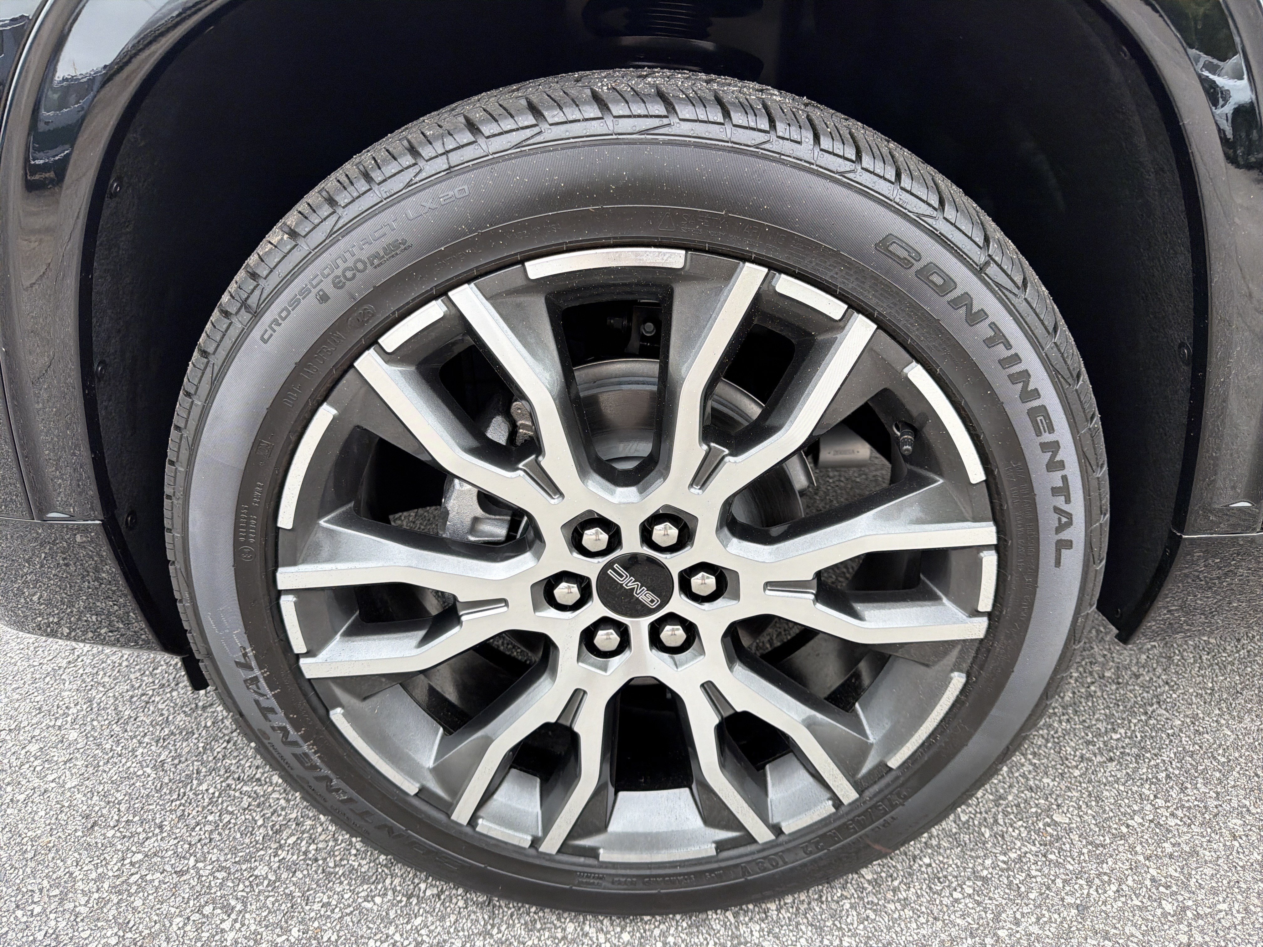 2026 GMC Acadia Denali Ultimate - Photo 11