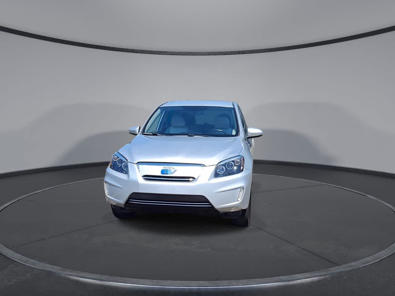 Used 2012 Classic Silver Metallic Toyota  image 3