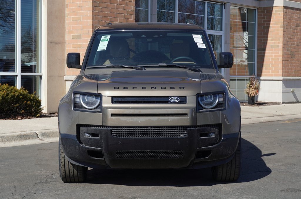 2026 LAND ROVER DEFENDER - Image 3