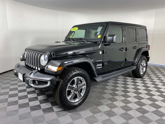 Used 2022 Black Jeep Unlimited Sahara image 4