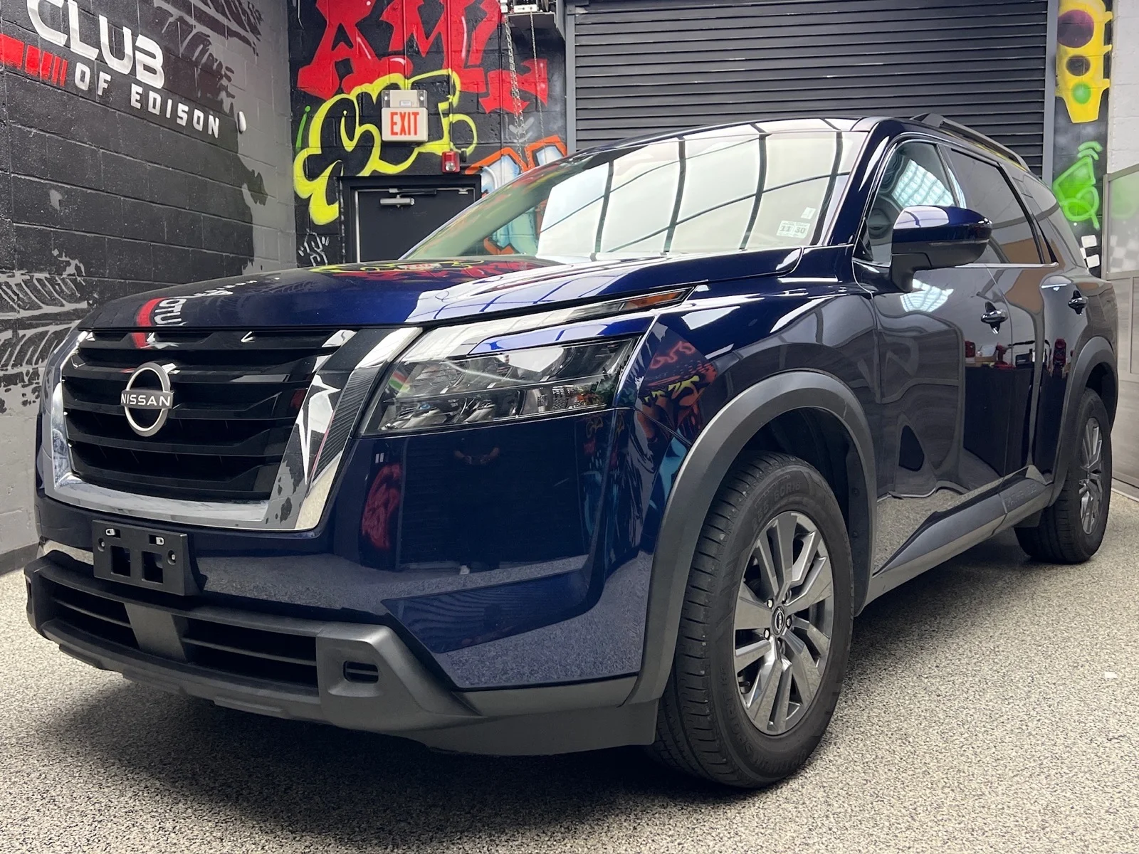 2024 Nissan Pathfinder SV - Photo 3