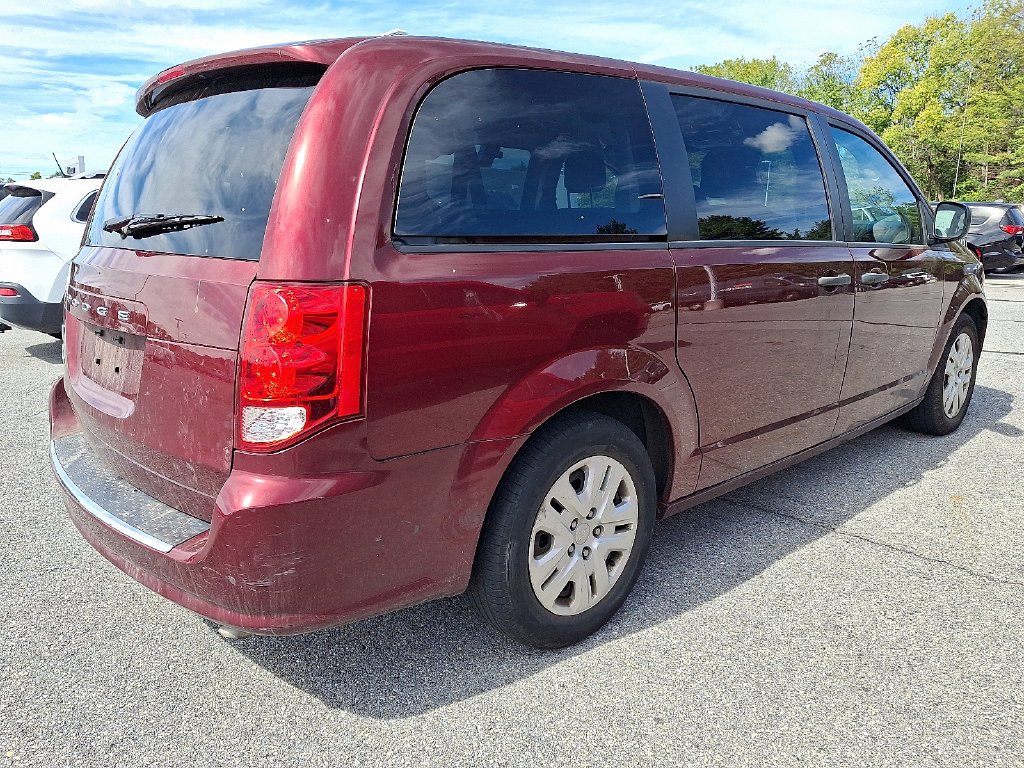 Used 2019 Red Dodge SE image 6