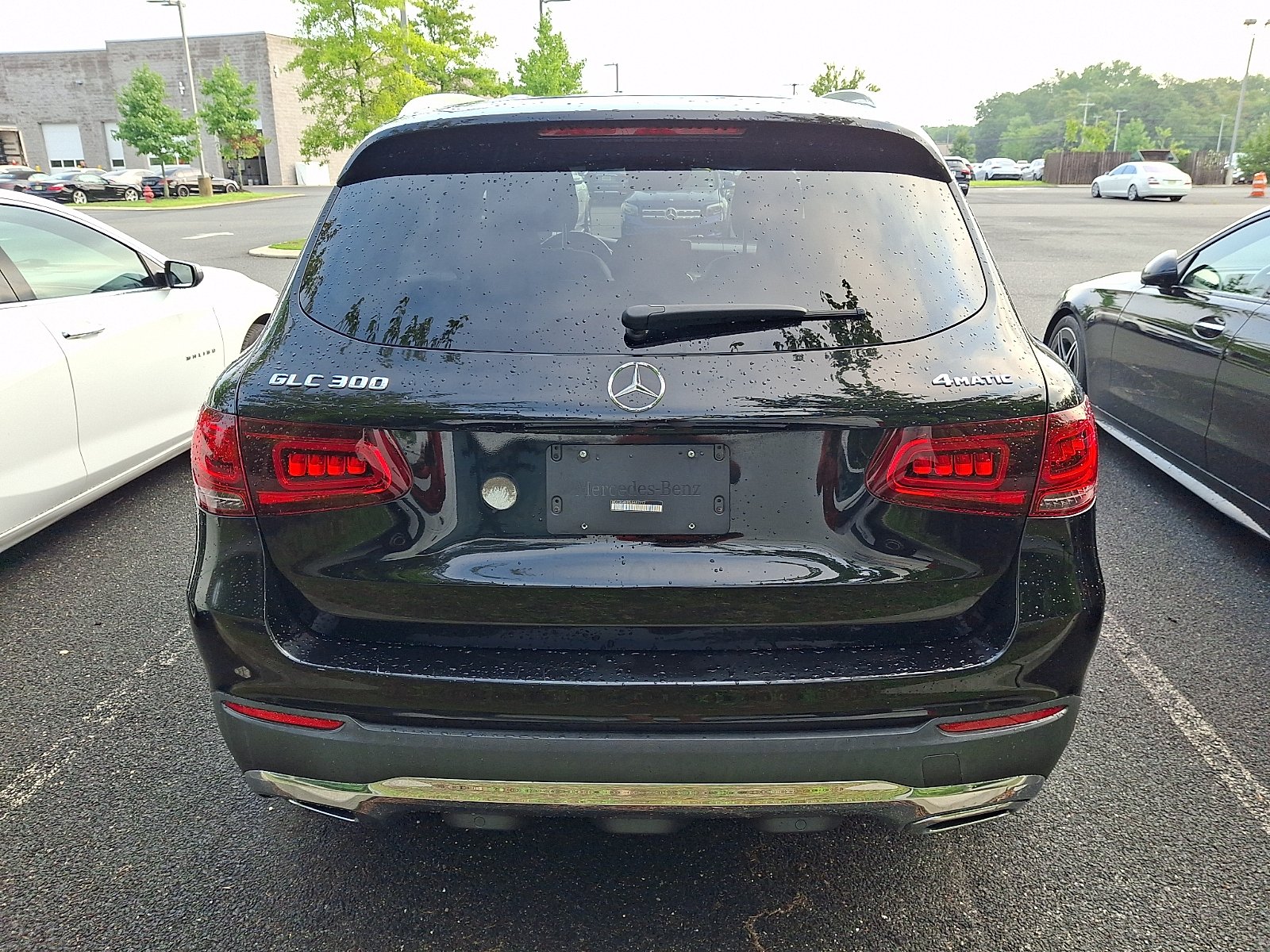 Certified Used 2020 Black Mercedes-Benz 4MATIC® image 5