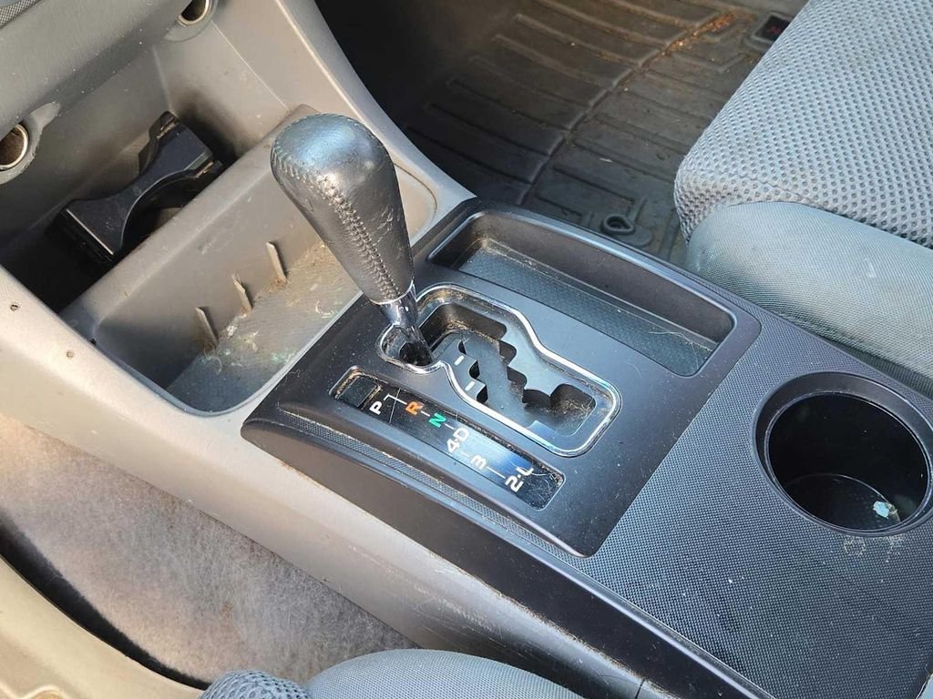 Used 2007 White Toyota PreRunner image 25