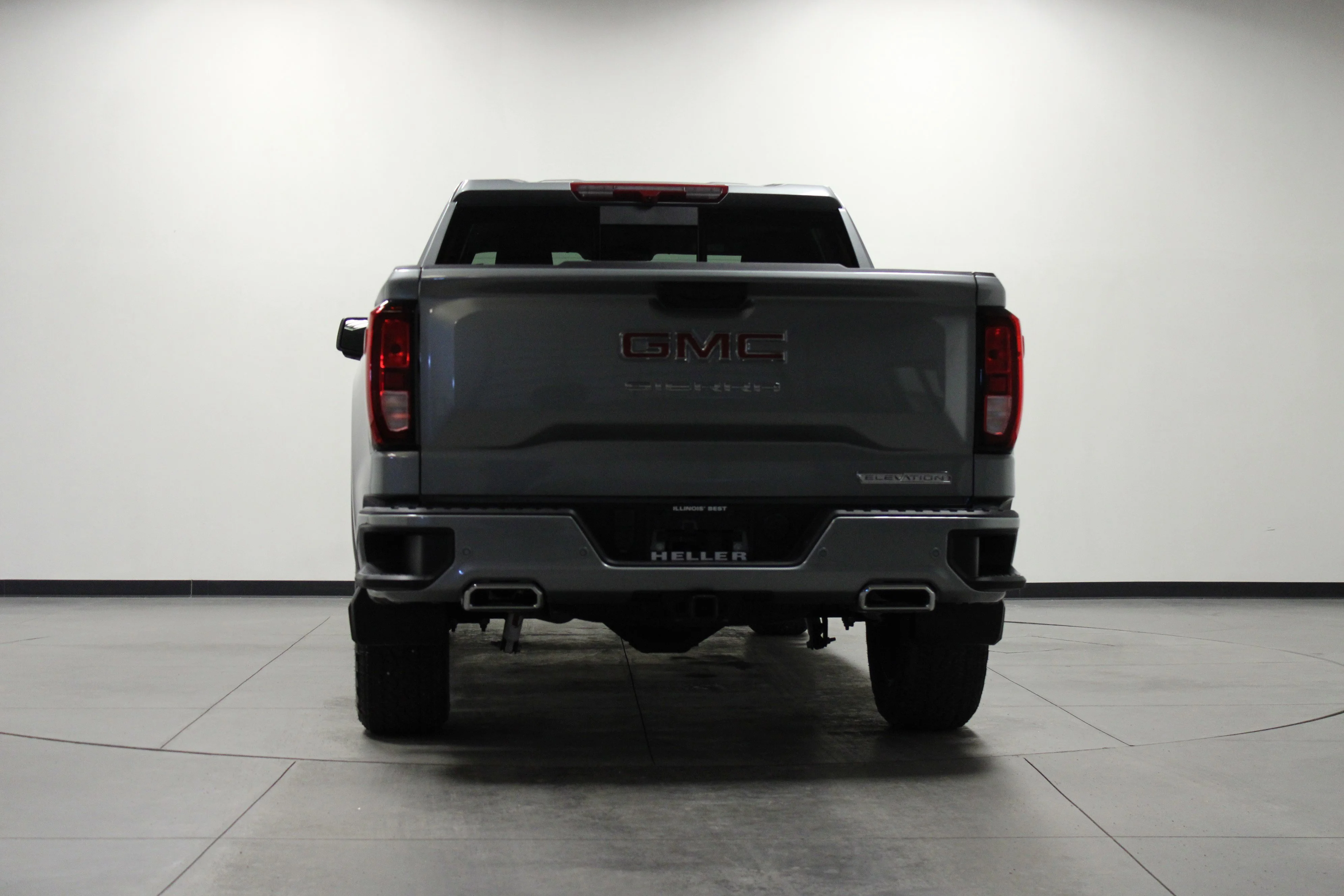 New 2026 Sterling Metallic GMC Elevation image 5